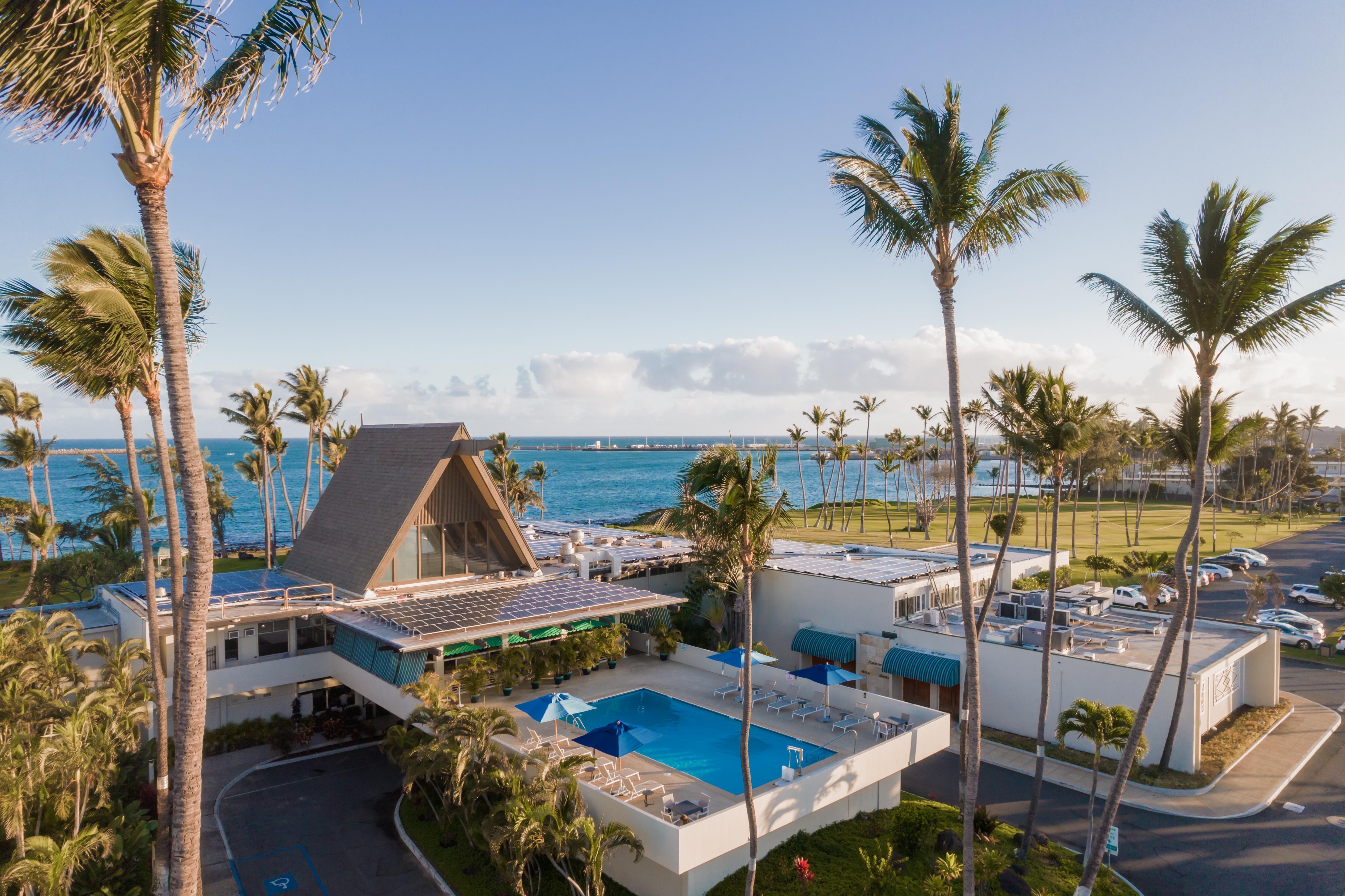 Maui Beach Hotel Кахулуи Экстерьер фото